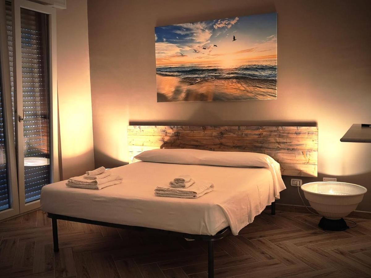 The House Of The Waves Hotel Brindisi Ngoại thất bức ảnh